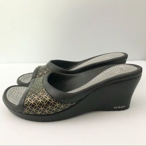 CROCS Sately Black Wedges